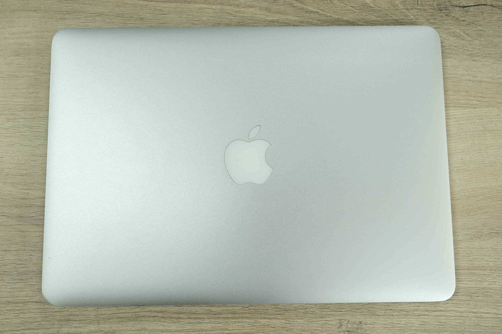 Apple Macbook Pro A1502 2015 image 11