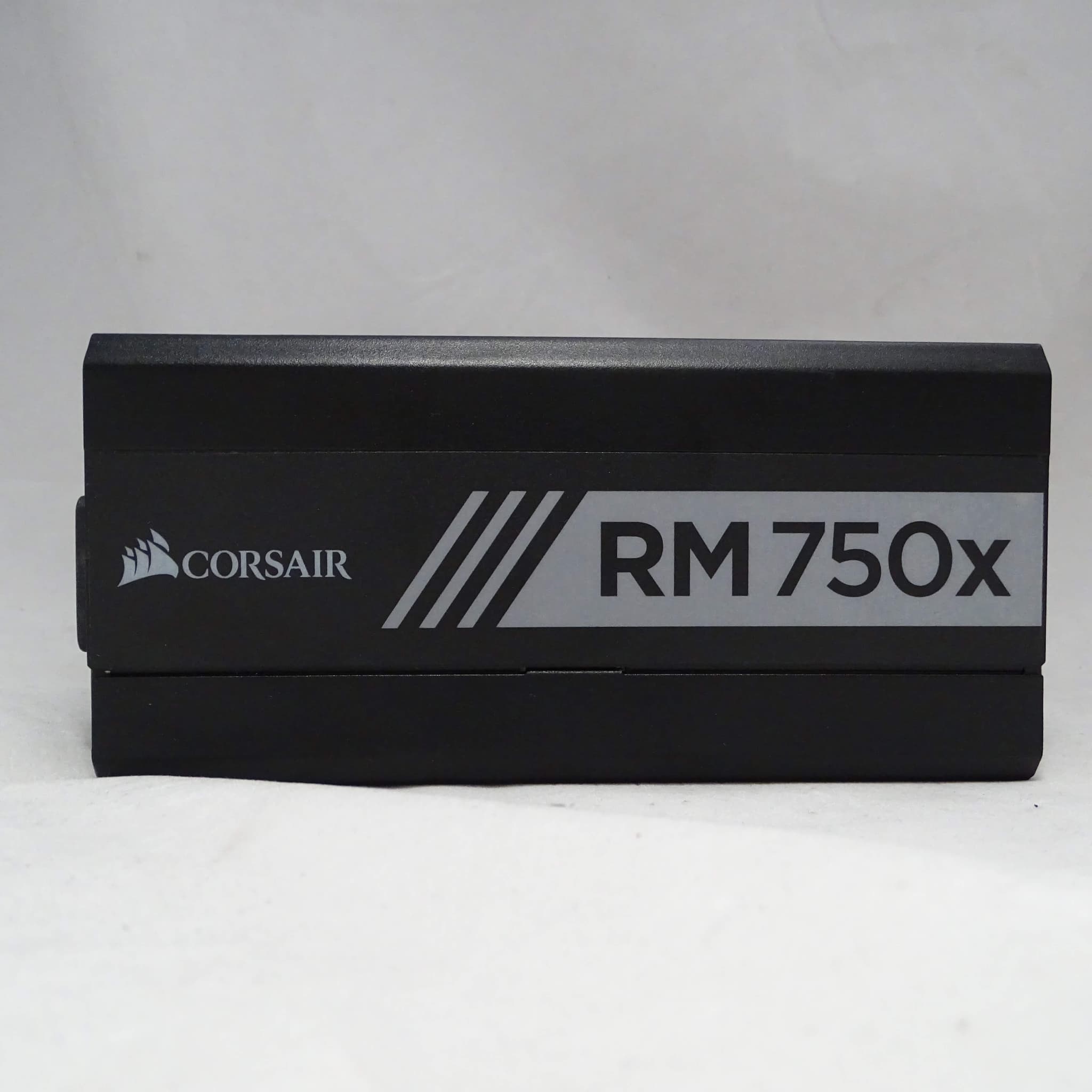 Corsair RM750x image 1
