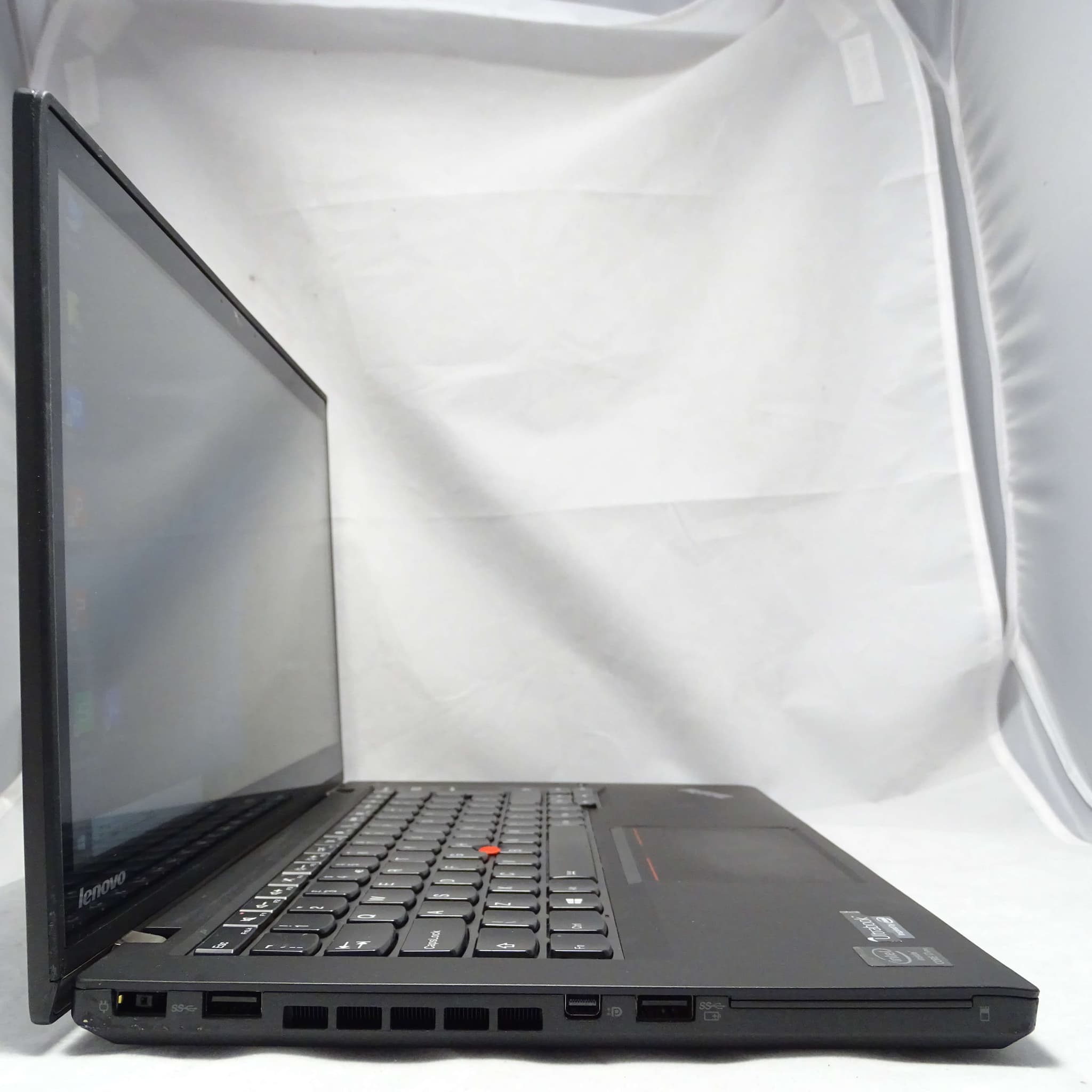 Lenovo ThinkPad T440s image 1