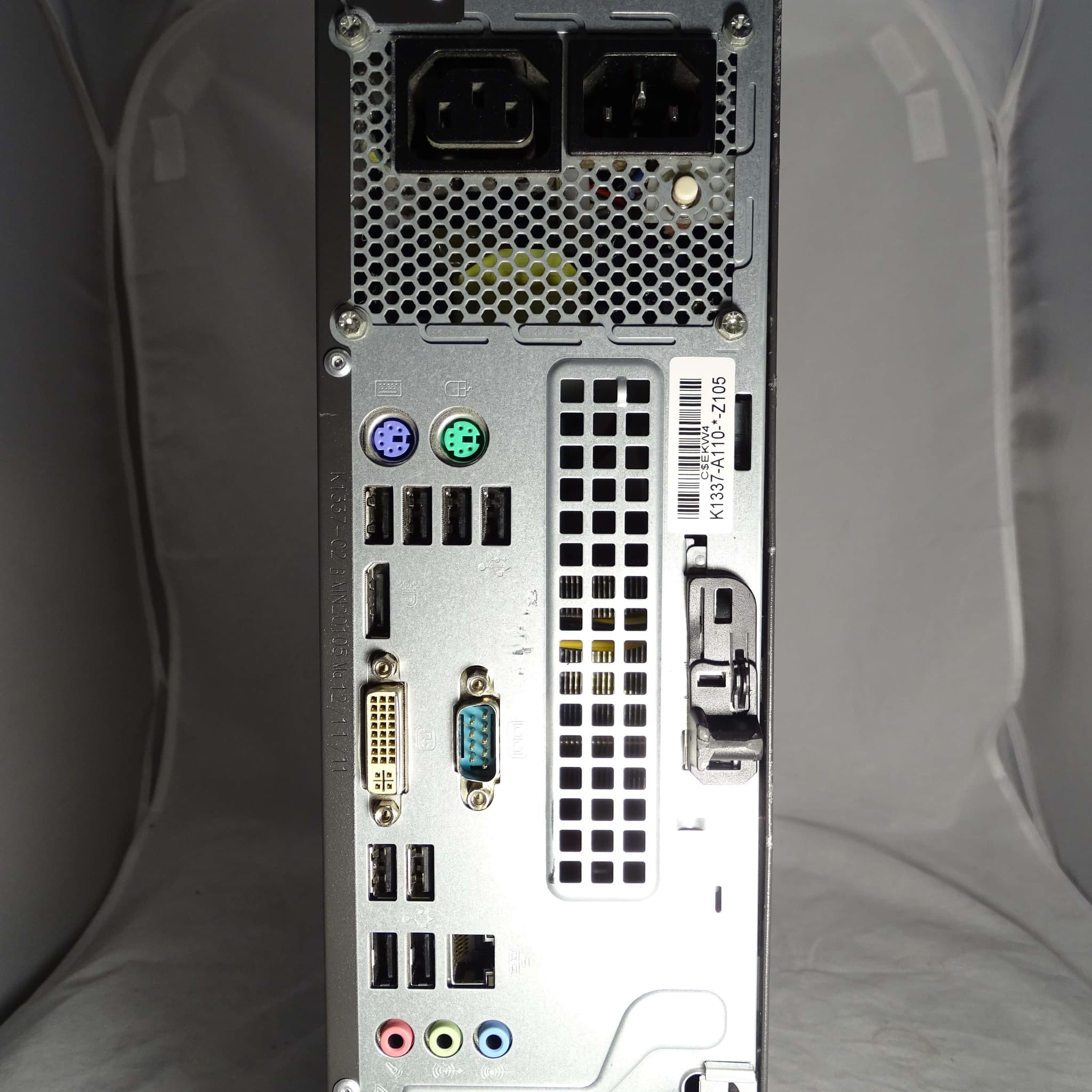 Fujitsu Esprimo E900 image 1