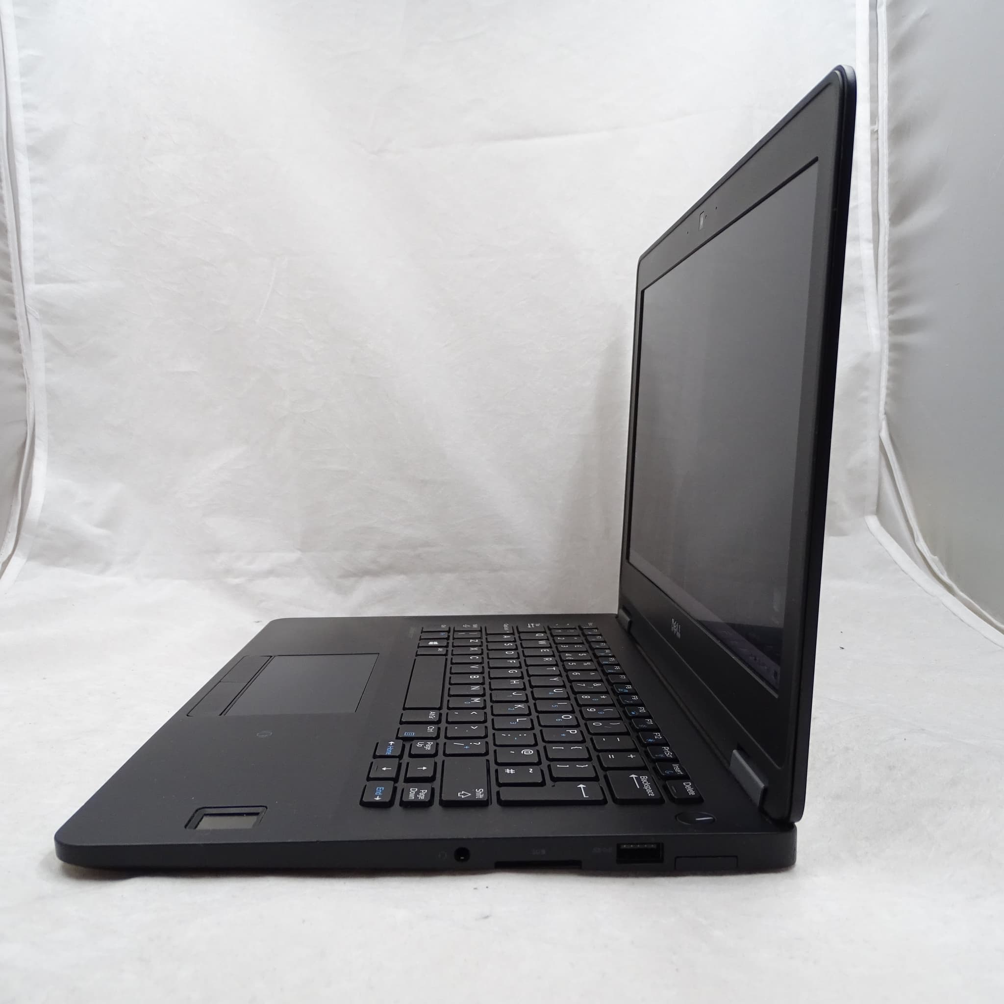 Dell Latitude E7270 image 2