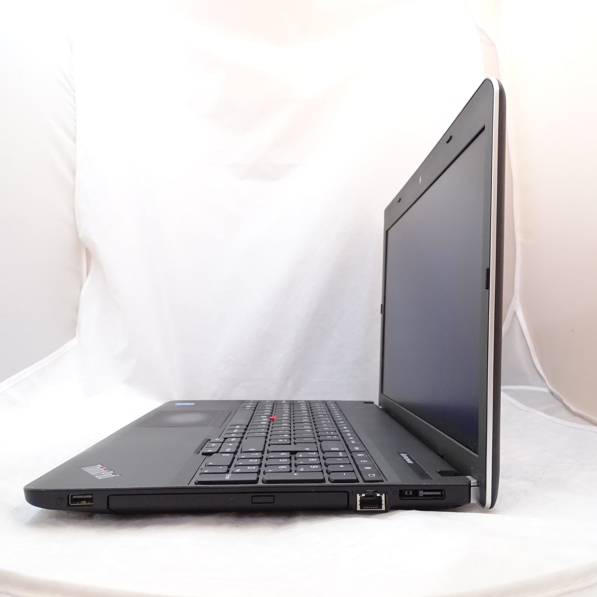 Lenovo E540 image 3