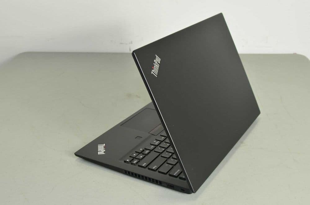 Lenovo T495 image 1