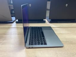 Apple Macbook Air 13 2018 A1932 image 2