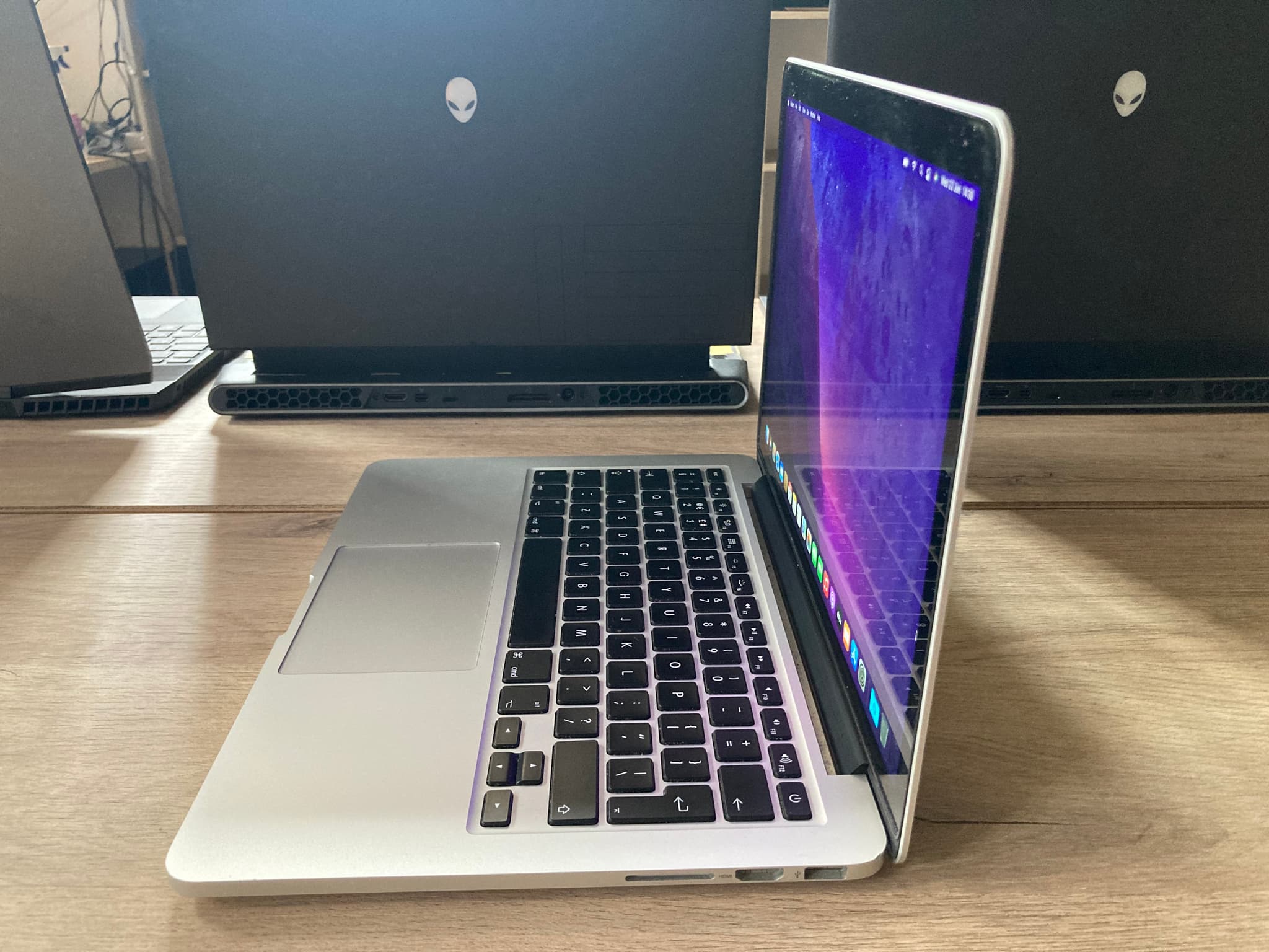 Apple Macbook Pro 13 2015 image 3