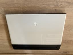 Alienware M15 R2 image 8