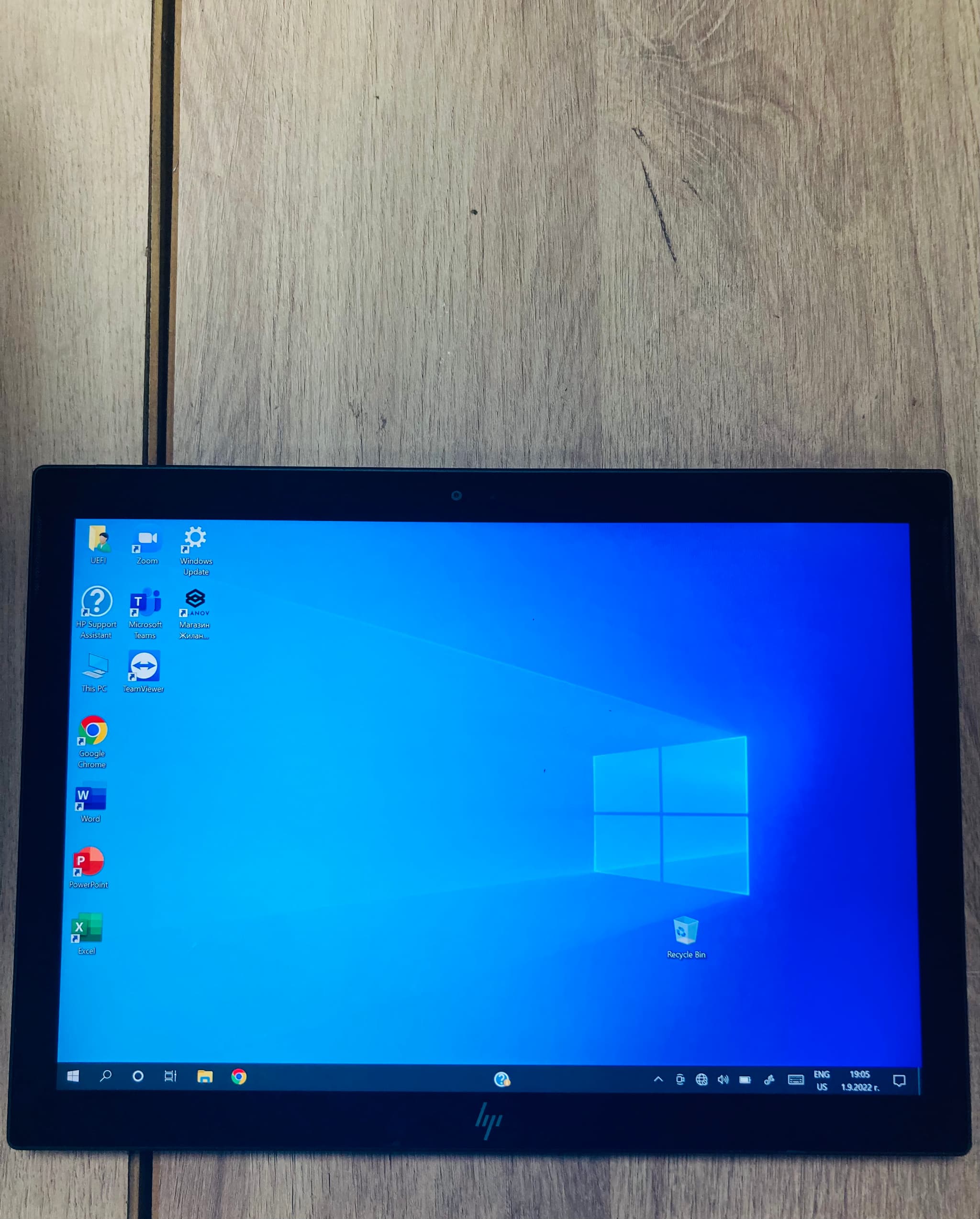 HP ENGAGE GO image 0