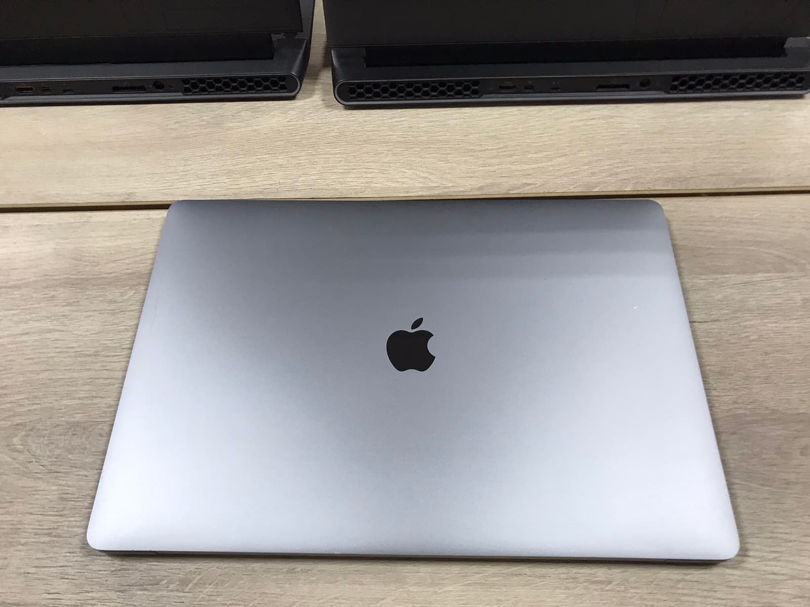 MacBook Pro 16 2019 A2141 image 7